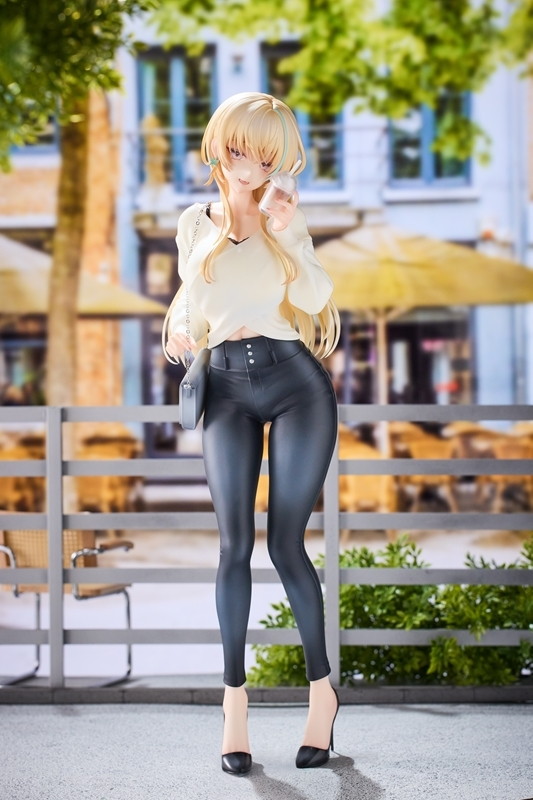 「恋ヶ窪あおい Illustrated by ふじ子 豪華版」のフィギュア画像
