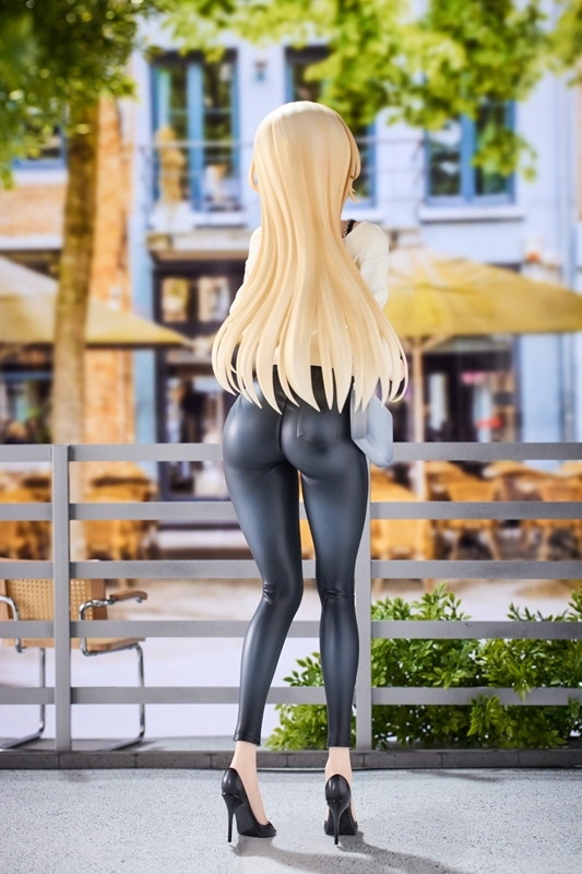 「恋ヶ窪あおい Illustrated by ふじ子 豪華版」のフィギュア画像