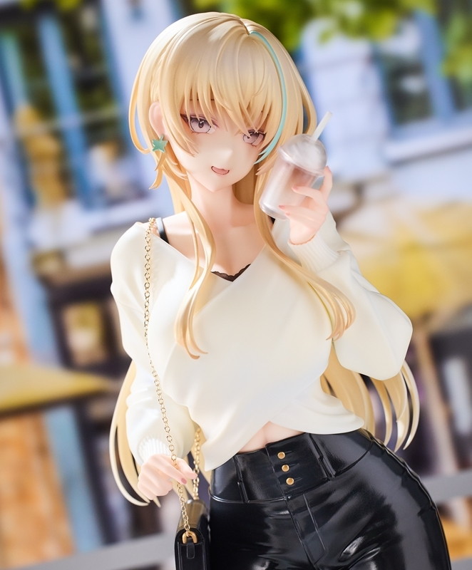 「恋ヶ窪あおい Illustrated by ふじ子 レザーパンツ豪華版」のフィギュア画像