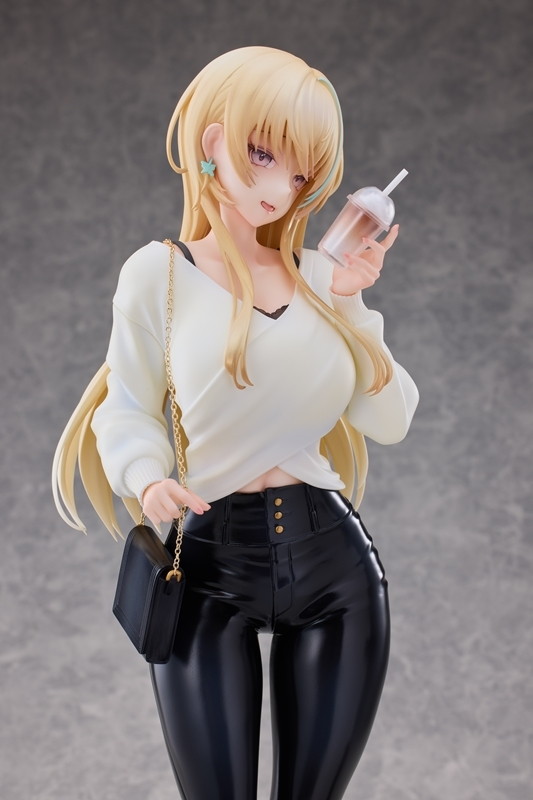 「恋ヶ窪あおい Illustrated by ふじ子 レザーパンツ豪華版」のフィギュア画像