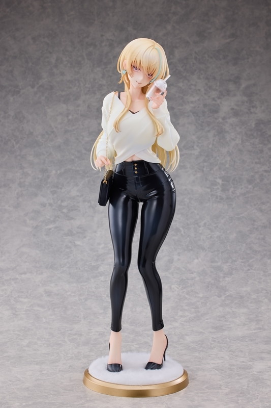 「恋ヶ窪あおい Illustrated by ふじ子 レザーパンツ豪華版」のフィギュア画像