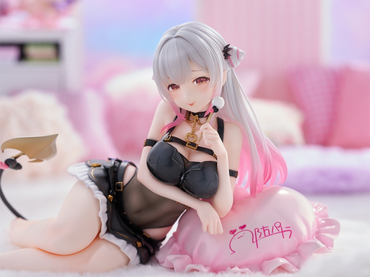 周防パトラ ゲーミング服VERのフィギュア画像