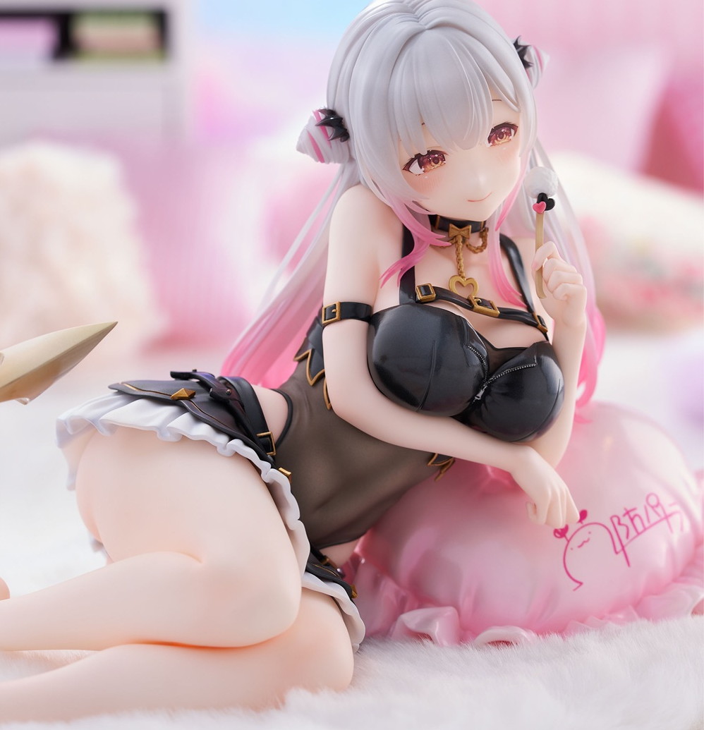 周防パトラ ゲーミング服VERのフィギュア画像
