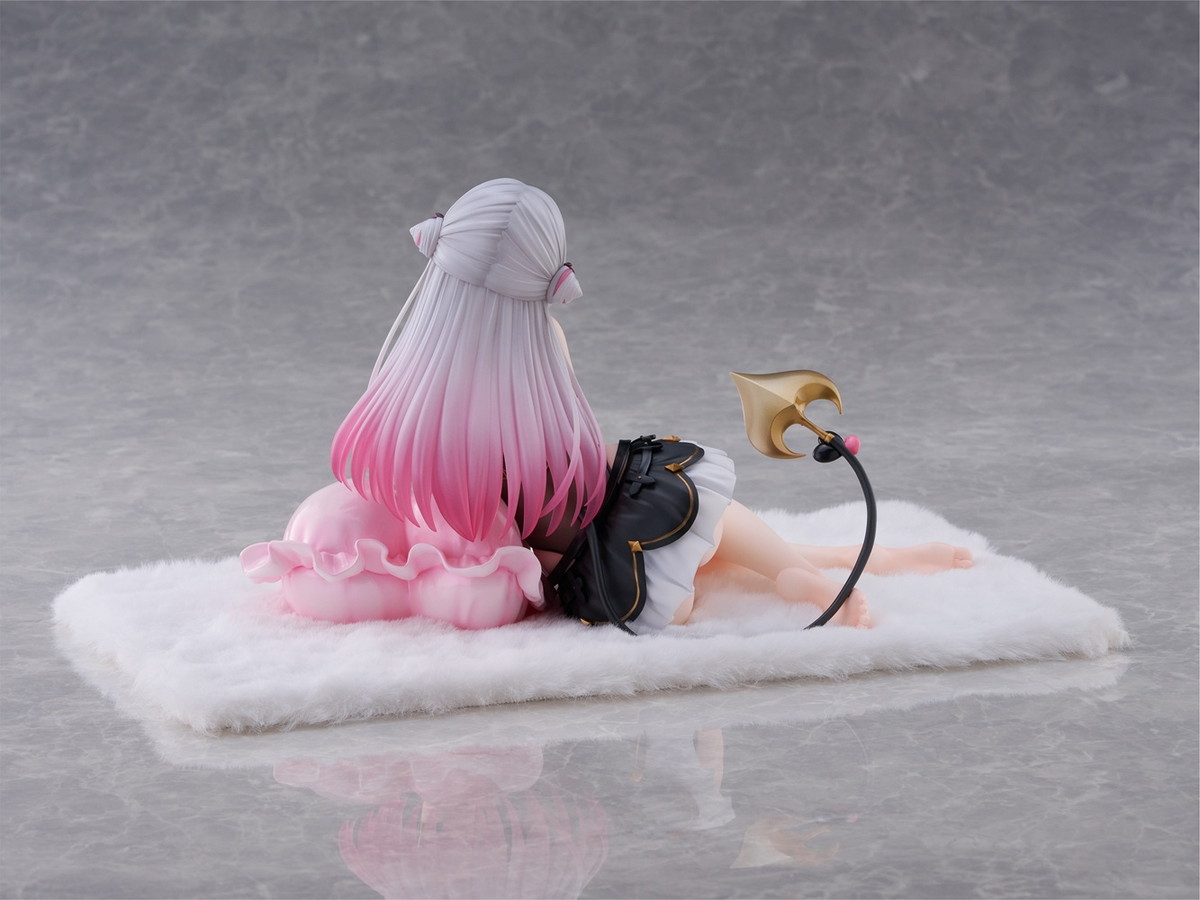 周防パトラ ゲーミング服VERのフィギュア画像