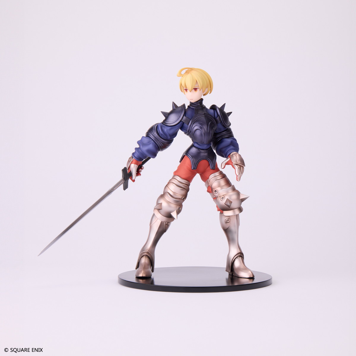 ファイナルファンタジータクティクス - イヴァリース クロニクルズ「剣士ラムザ・ベオルブ」のフィギュア画像