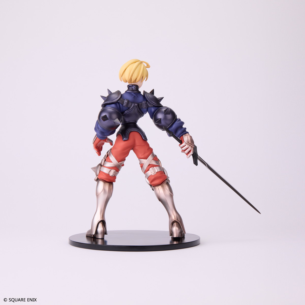 ファイナルファンタジータクティクス - イヴァリース クロニクルズ「剣士ラムザ・ベオルブ」のフィギュア画像