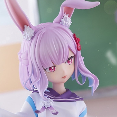 人外教室の人間嫌い教師「右左美 彗」のフィギュア