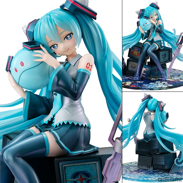 「機動戦士ガンダム45周年×初音ミク」初音ミク×ダブルオーガンダムのフィギュア画像