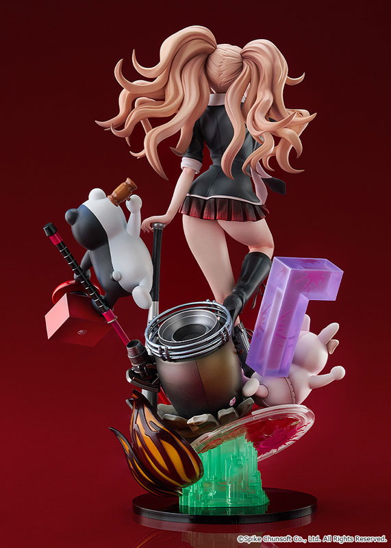 ダンガンロンパシリーズ「江ノ島盾子 15th Anniversary Ver.」のフィギュア画像