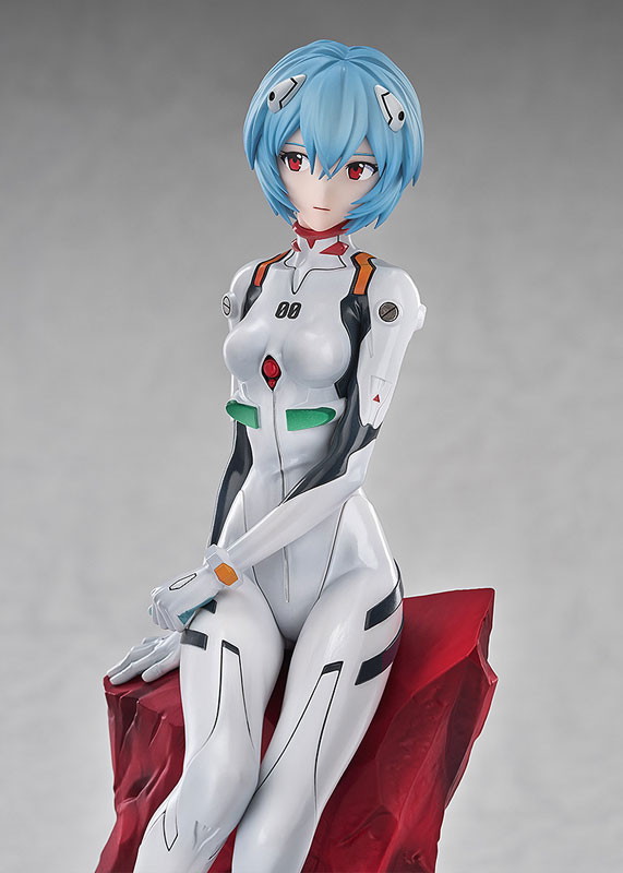 ヱヴァンゲリヲン新劇場版「綾波レイ」のフィギュア画像