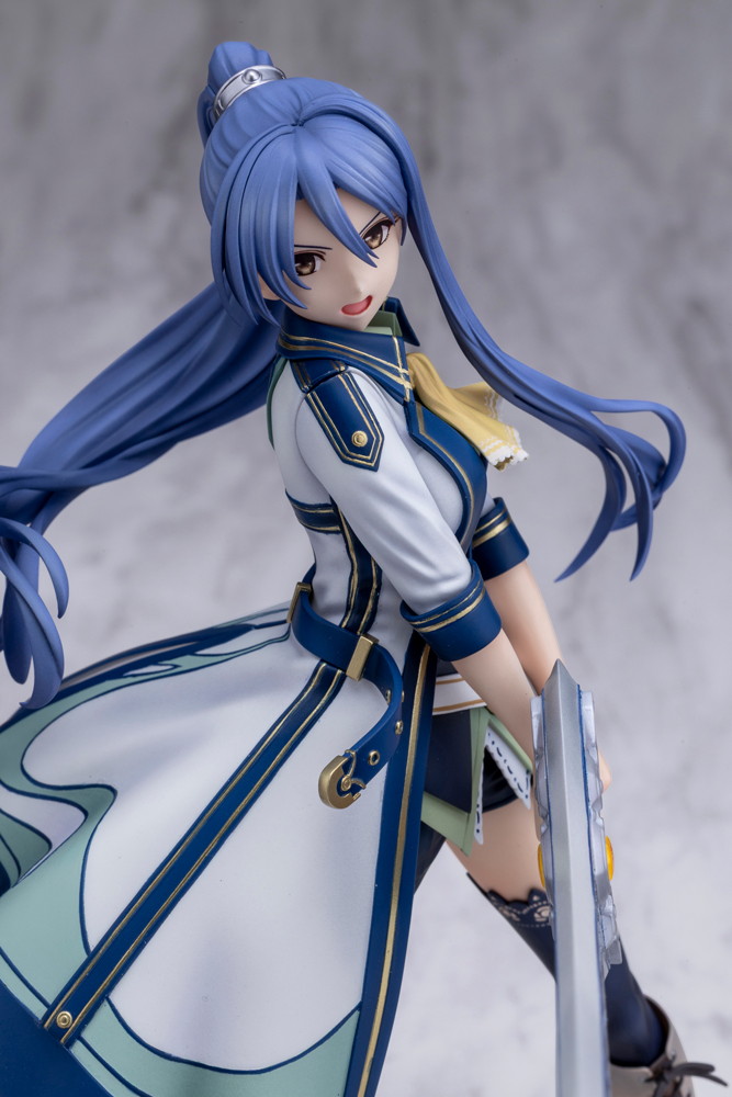 軌跡シリーズ「ラウラ・S・アルゼイド」のフィギュア画像