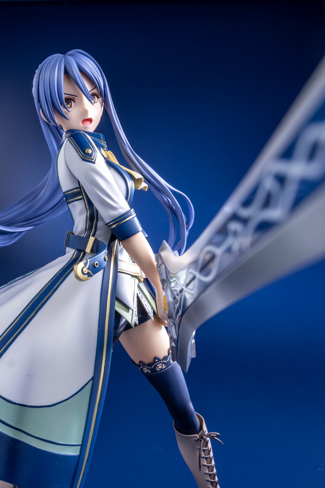 軌跡シリーズ「ラウラ・S・アルゼイド」のフィギュア画像