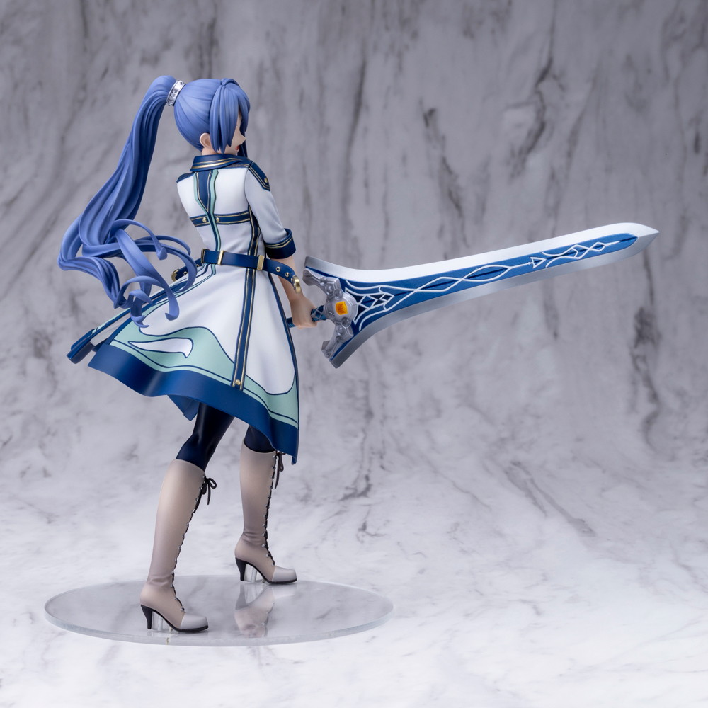軌跡シリーズ「ラウラ・S・アルゼイド」のフィギュア画像