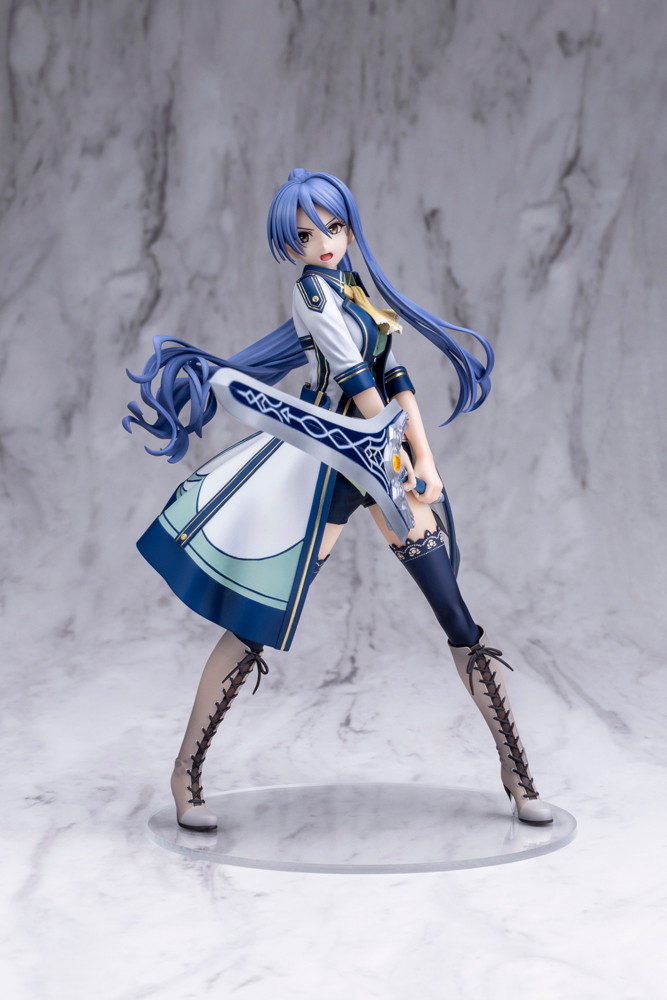 軌跡シリーズ「ラウラ・S・アルゼイド」のフィギュア画像