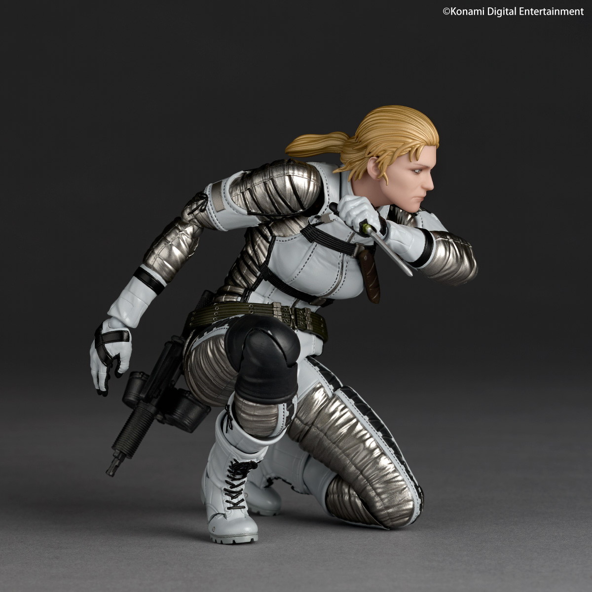 METAL GEAR SOLID Δ: SNAKE EATER「ザ・ボス」のフィギュア画像