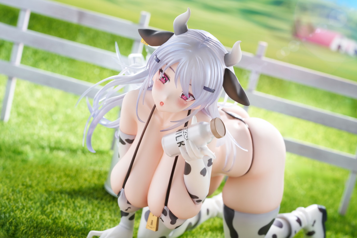 バニースーツ プランニング「シオン・ブランクネス 牛ビキニVer.」のフィギュア画像