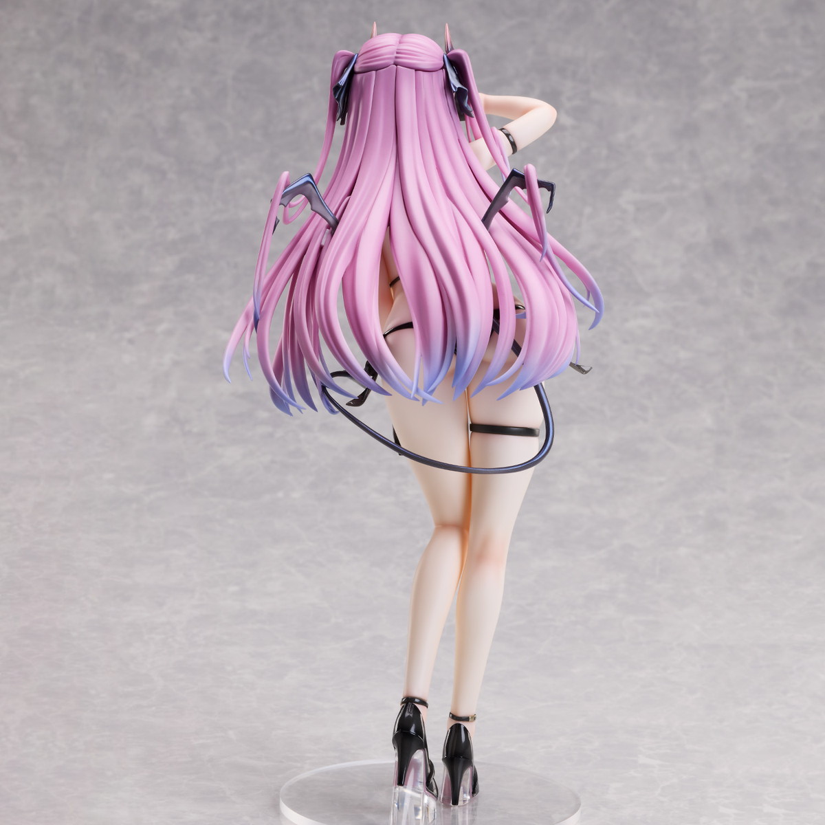 しまぬんイラスト「ザコザコちゃん」のフィギュア画像