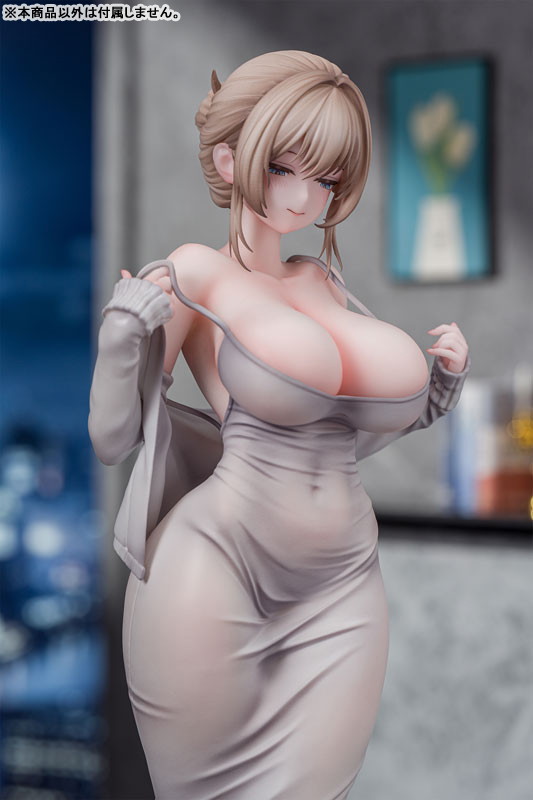 オリジナル「無防備なエリン(Erin)」のフィギュア画像