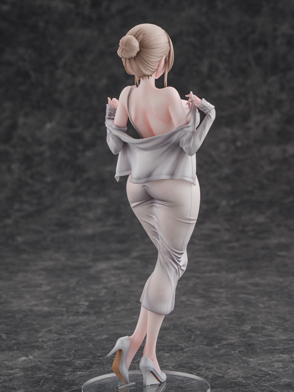 オリジナル「無防備なエリン(Erin)」のフィギュア画像