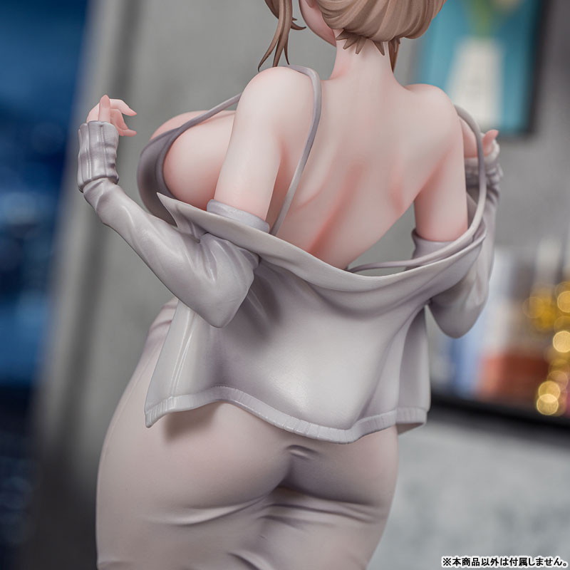 オリジナル「無防備なエリン(Erin)」のフィギュア画像
