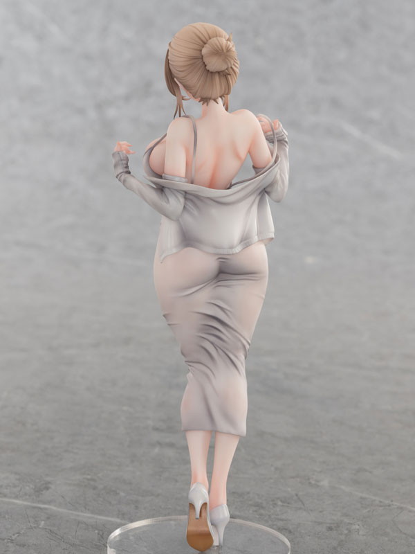 オリジナル「無防備なエリン(Erin)」のフィギュア画像