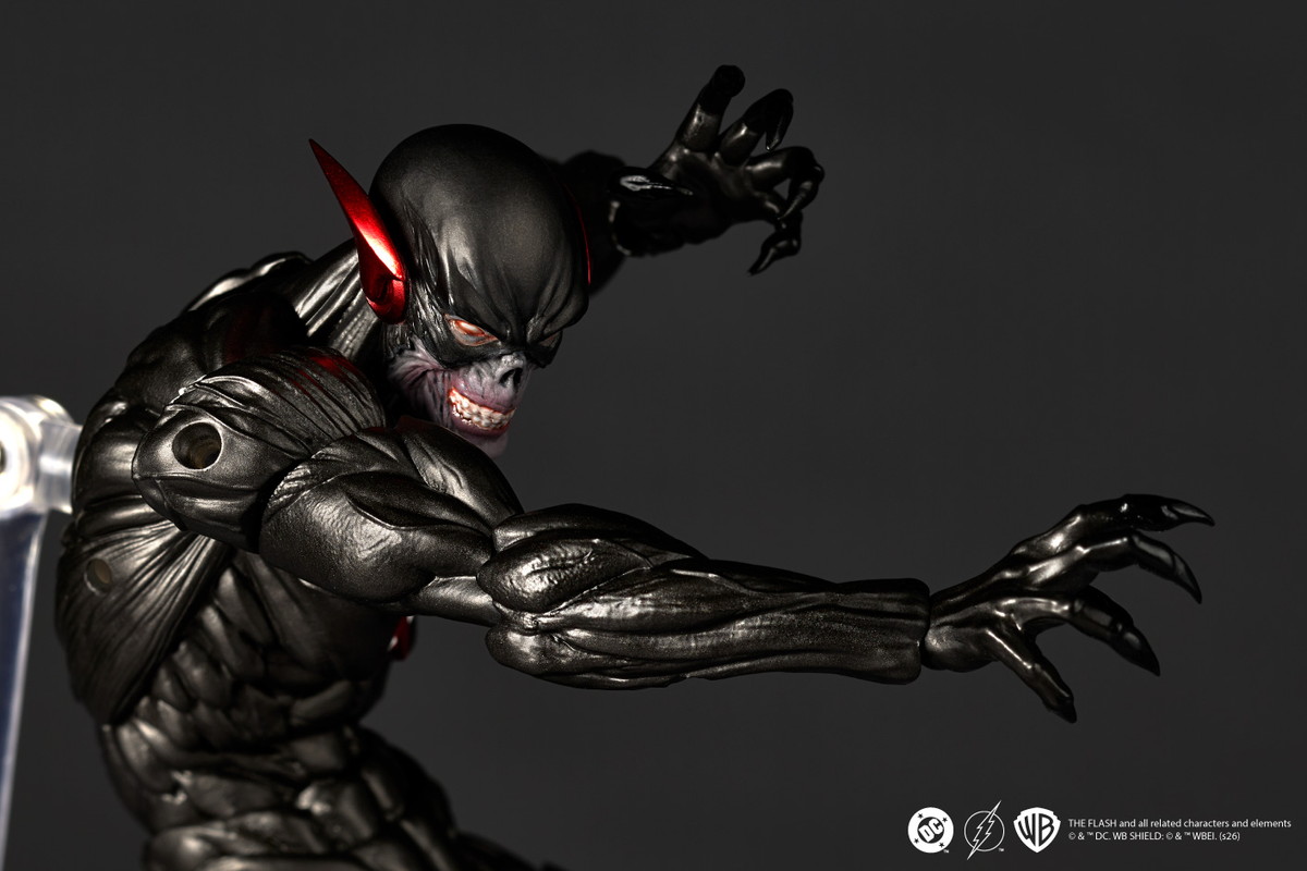 ザ・フラッシュ「ブラックフラッシュ」のフィギュア画像