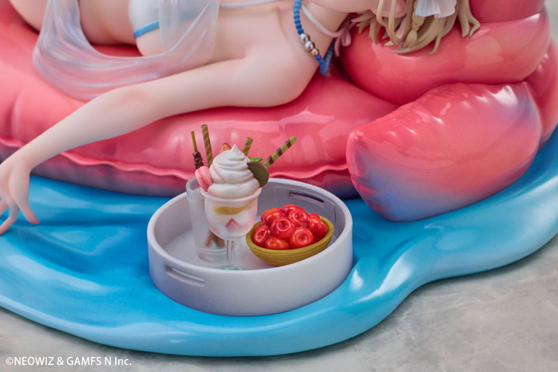 ブラウンダスト2「真夏の夢 ユースティア」のフィギュア画像