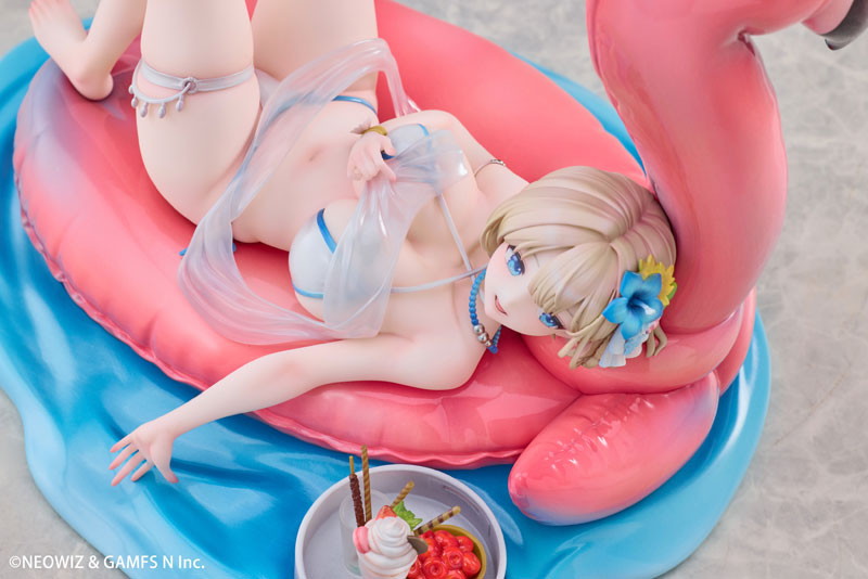ブラウンダスト2「真夏の夢 ユースティア」のフィギュア画像