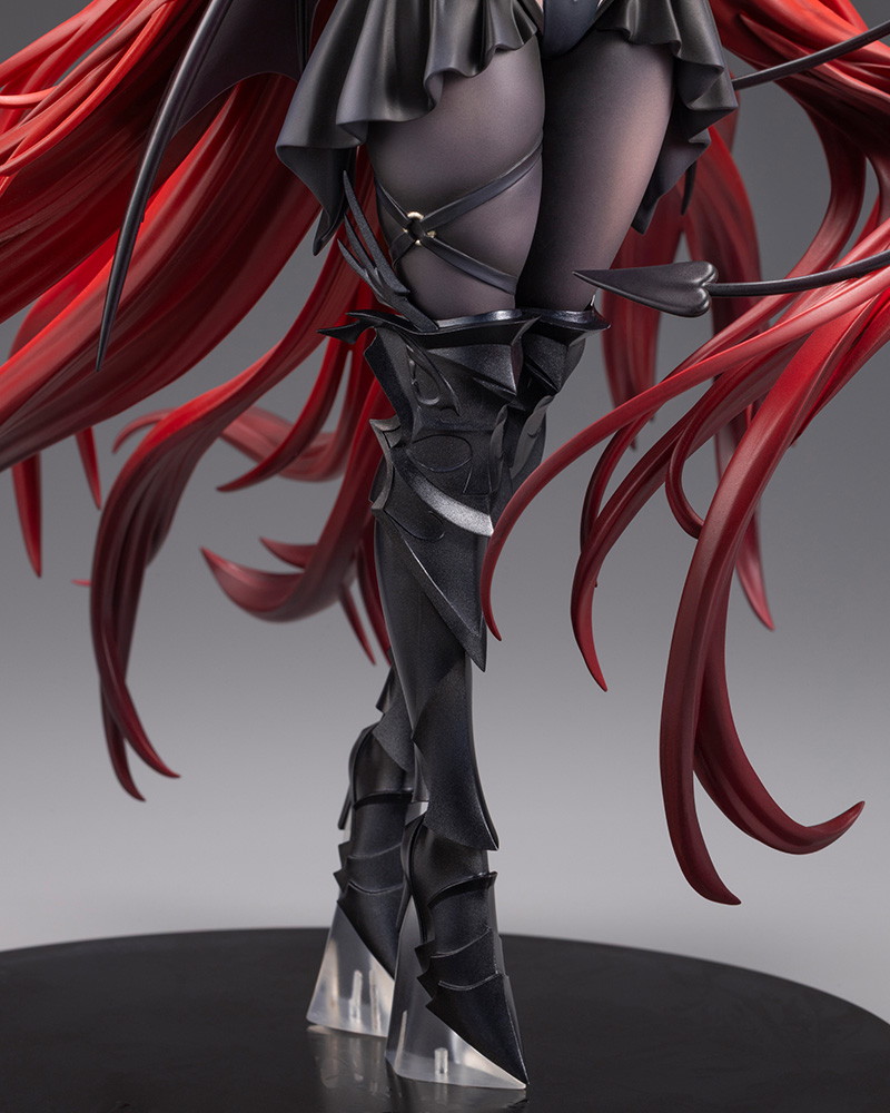 アズールレーン「ヒンデンブルク」のフィギュア画像