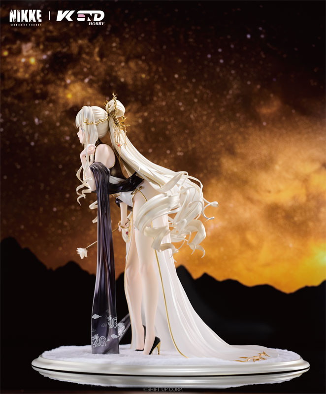 勝利の女神:NIKKE「クラウン:グローリアスフラワー」のフィギュア画像