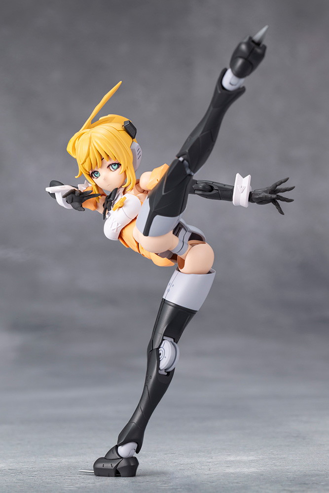 無限邂逅メガロマリア「スターズ」のフィギュア画像