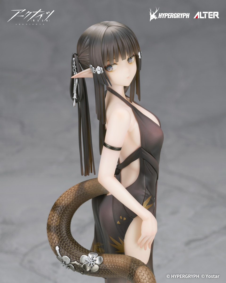 アークナイツ「ユーネクテス Gala Night Ver.」のフィギュア画像