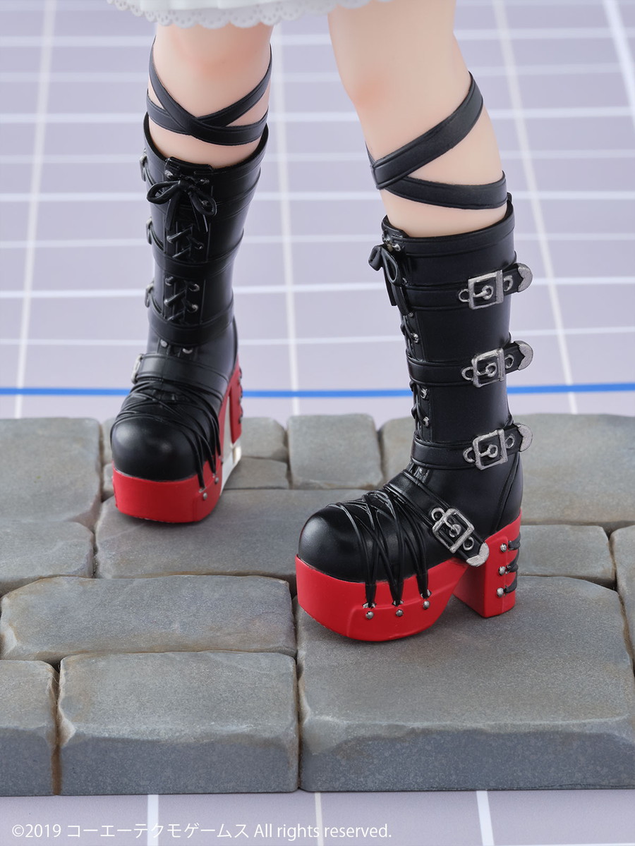 DEAD OR ALIVE 6「マリー・ローズ」のフィギュア画像