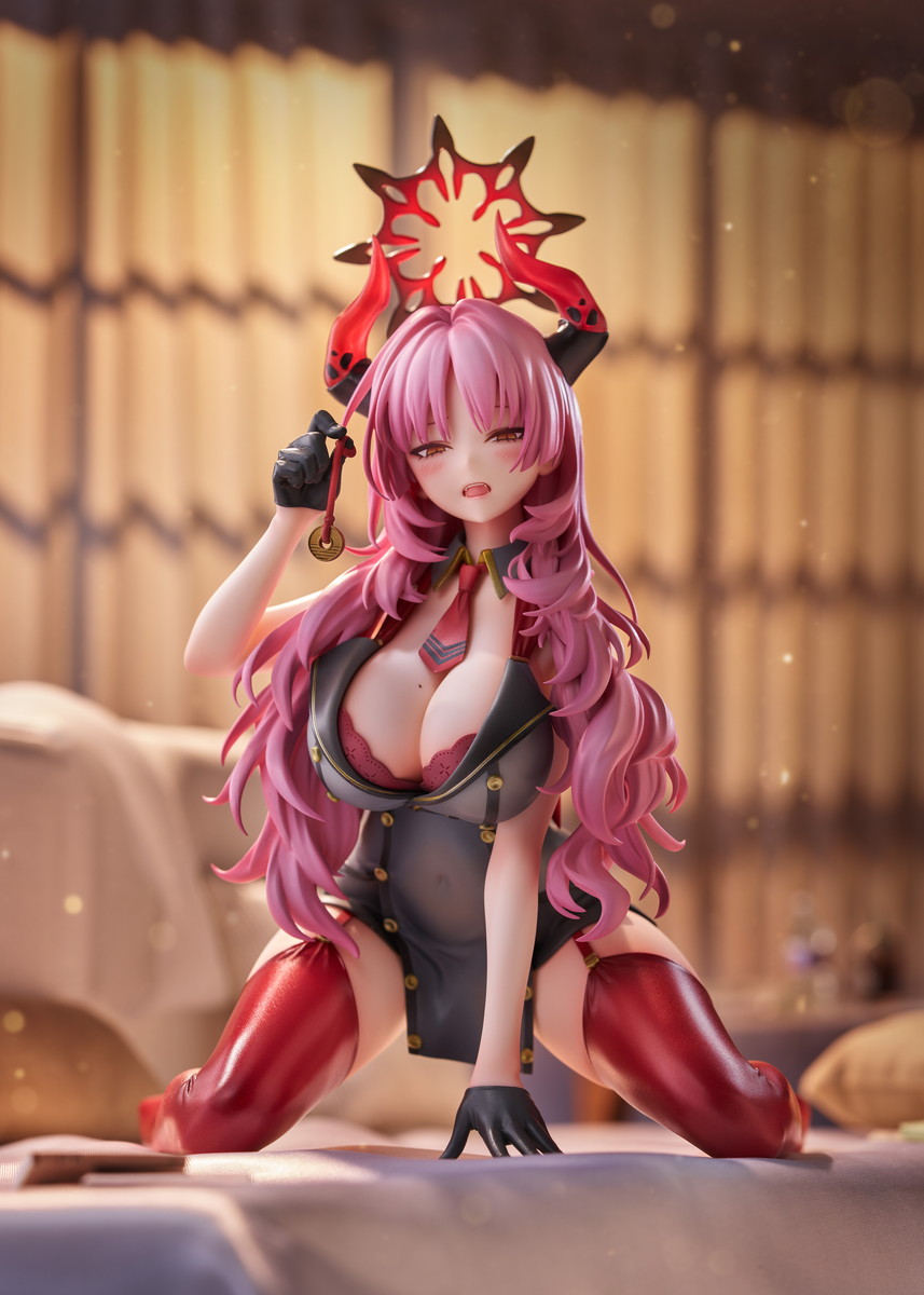 ブルーアーカイブ「サツキ メモリアルロビーVer.」のフィギュア画像