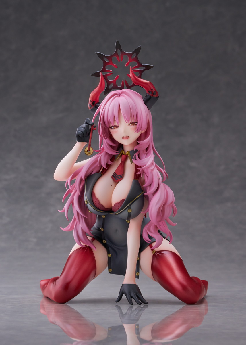 ブルーアーカイブ「サツキ メモリアルロビーVer.」のフィギュア画像