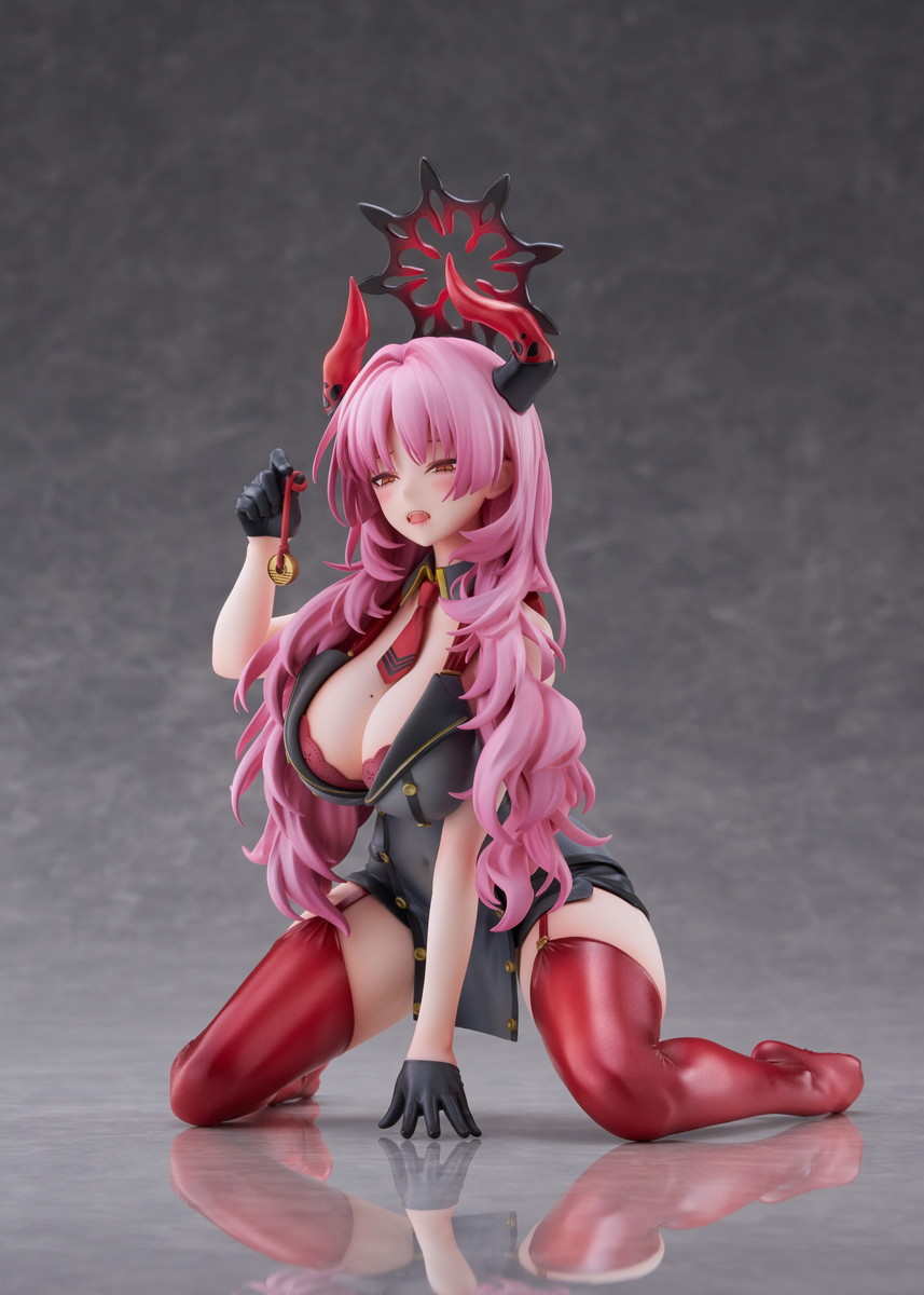 ブルーアーカイブ「サツキ メモリアルロビーVer.」のフィギュア画像