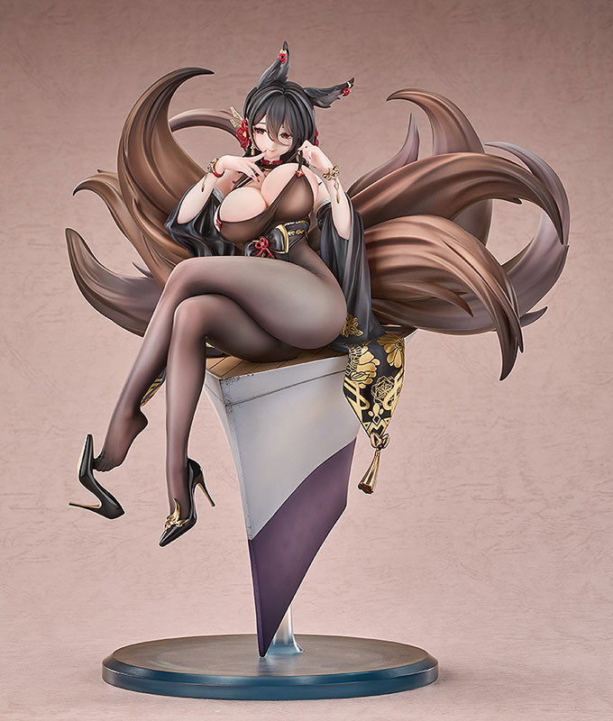 アズールレーン「近江 1/7スケール 完成品フィギュア」のフィギュア画像