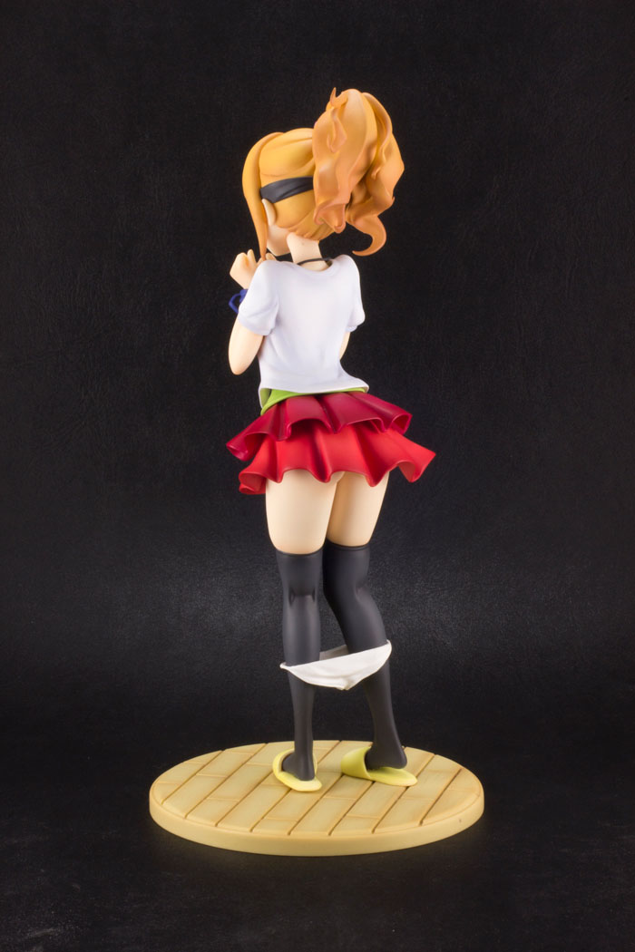 WF2019冬のPLUMブースでリゼや神野めぐみの限定フィギュアが登場!