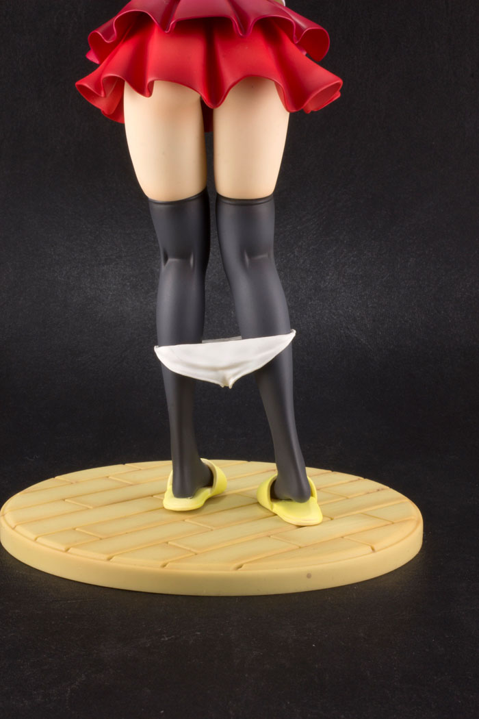 WF2019冬のPLUMブースでリゼや神野めぐみの限定フィギュアが登場!