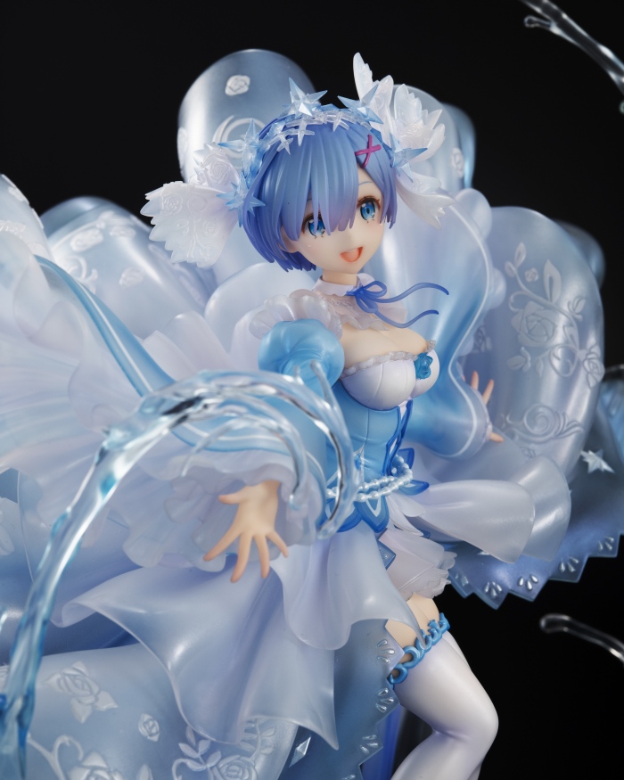 「Re:ゼロから始める異世界生活」エミリア、レムが美しいクリアドレス姿でフィギュア化!新ブランド「SHIBUYA SCRAMBLE FIGURE」が発表