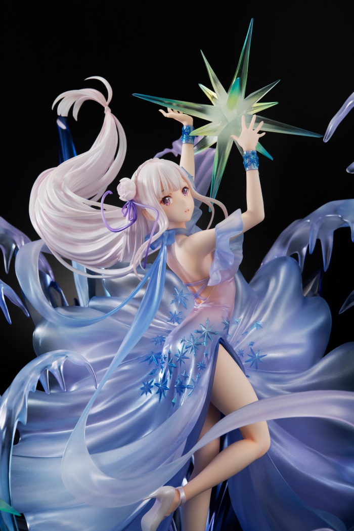 「Re:ゼロから始める異世界生活」エミリア、レムが美しいクリアドレス姿でフィギュア化!新ブランド「SHIBUYA SCRAMBLE FIGURE」が発表