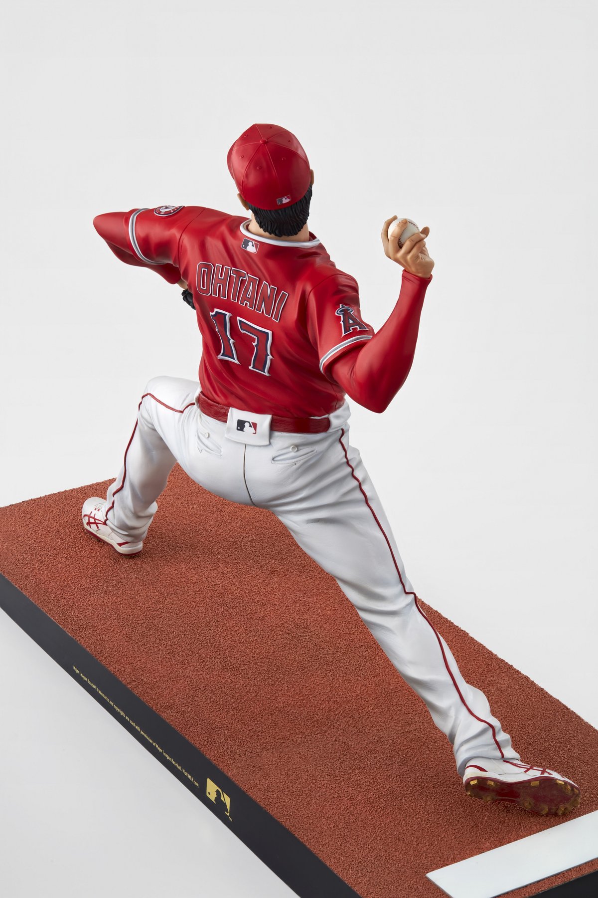 大谷翔平選手のリアルな1/6スケールフィギュアが登場！7月15日より予約開始