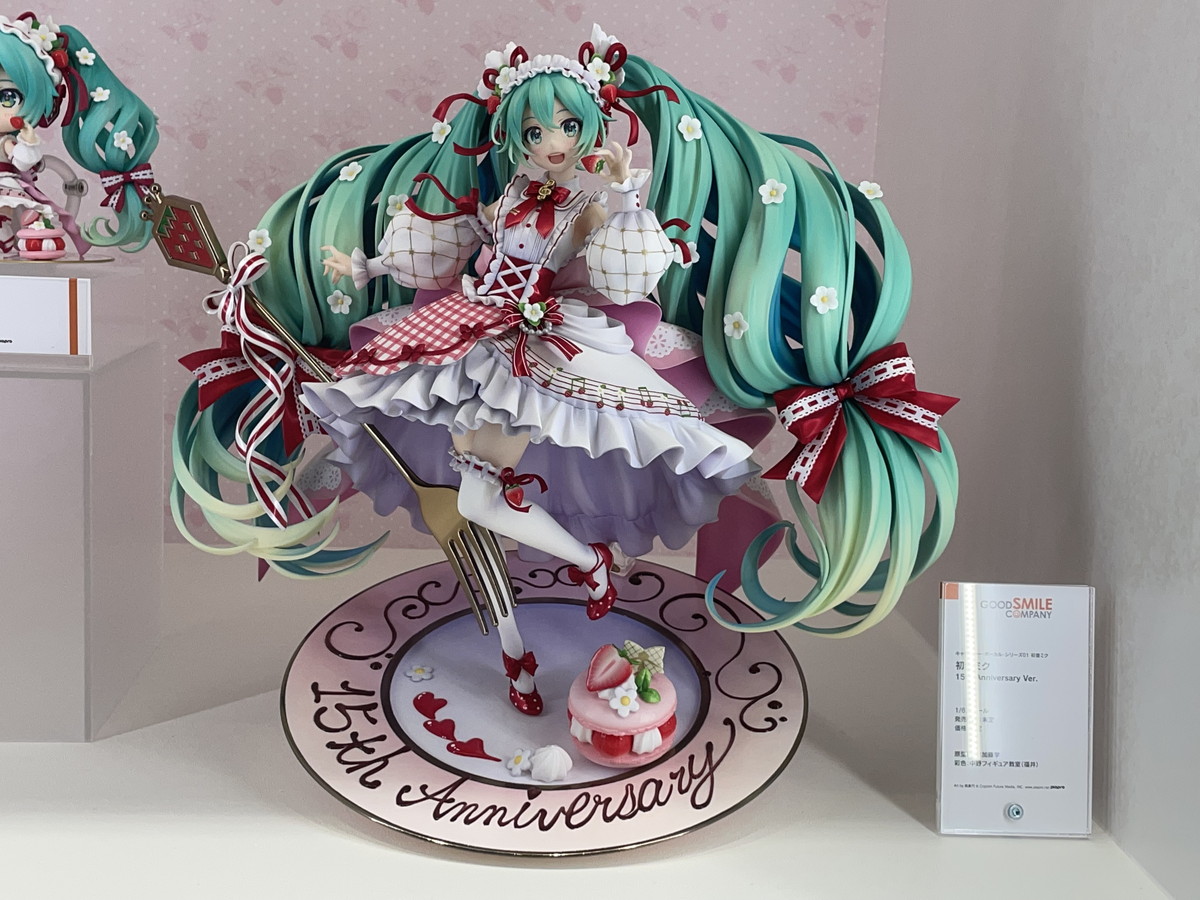 【スマイルフェス2022】「ホロライブ」白銀ノエルや初音ミクなどのフィギュアを紹介！