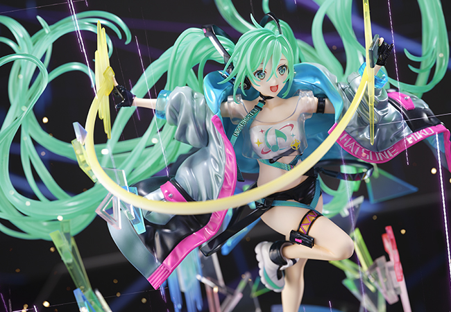 「初音ミク -RAGE プロジェクトセカイ 2020 Ver.-」1/7スケールフィギュアの新カットが公開！