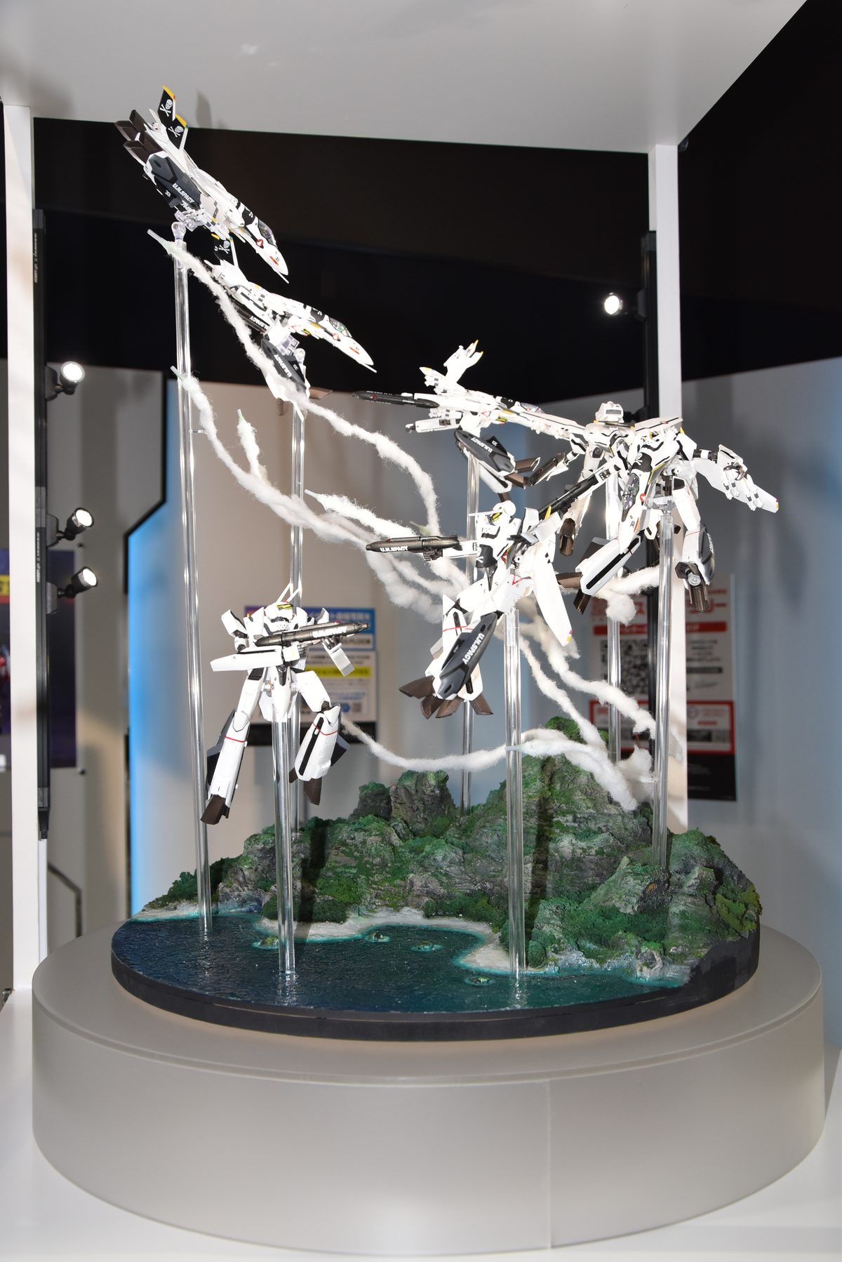 【TAMASHII NATION 2022フォトレポート】「ウルトラマンダイナ」や「マクロスΔ」などのフィギュアを紹介！