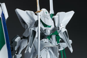 「ファイブスター物語」1/144プラモデル・エンゲージSR3 後期型にNewtype特製「VIVELA CO-LUS!」台座が付いたSPパックが予約受付開始!