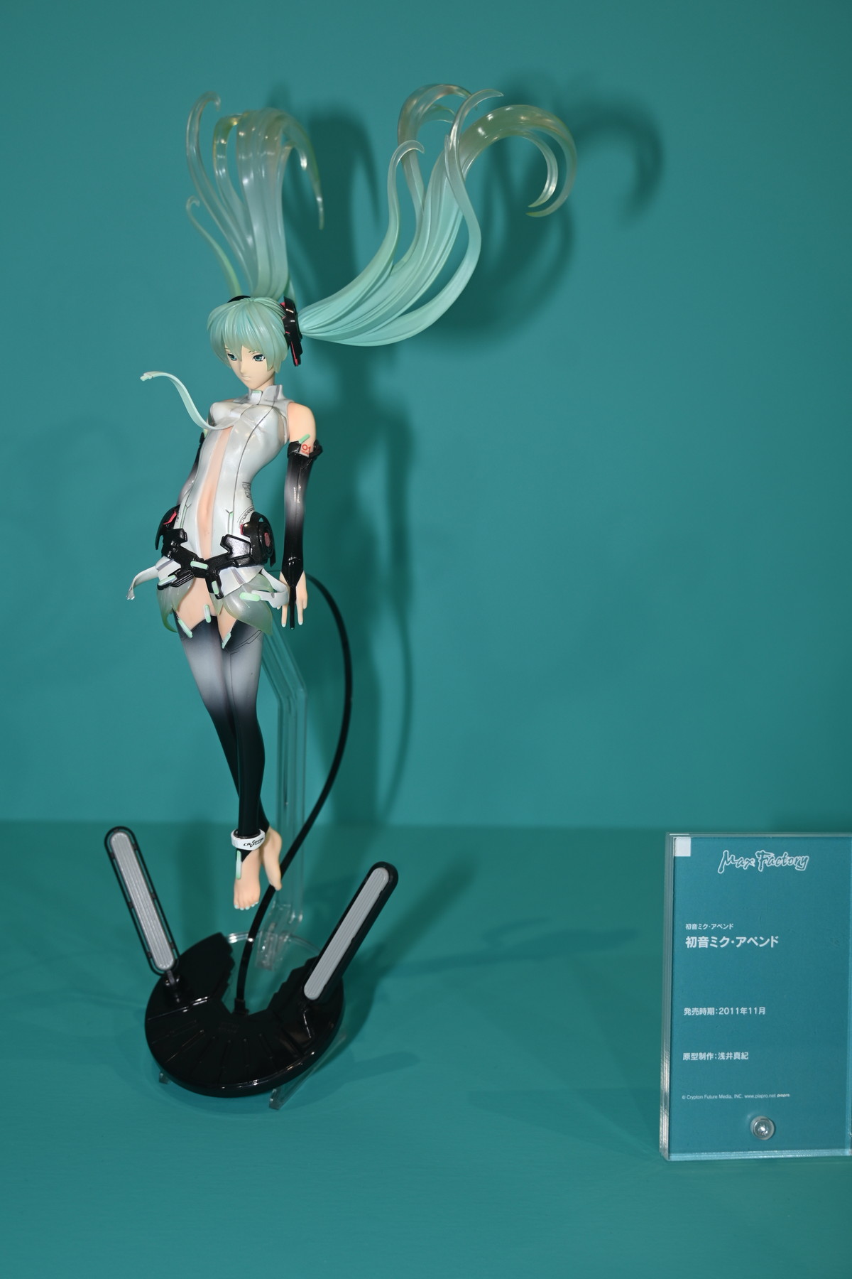 【初音ミク Happy 16th Birthday スケールフィギュア展示会フォトレポート】「初音ミク Happy 16th Birthday Ver.」や、過去に発表された初音ミクのフィギュアを紹介！