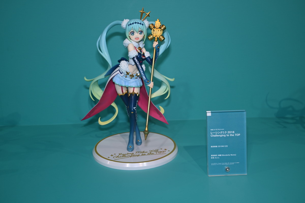 【初音ミク Happy 16th Birthday スケールフィギュア展示会フォトレポート】「初音ミク Happy 16th Birthday Ver.」や、過去に発表された初音ミクのフィギュアを紹介！