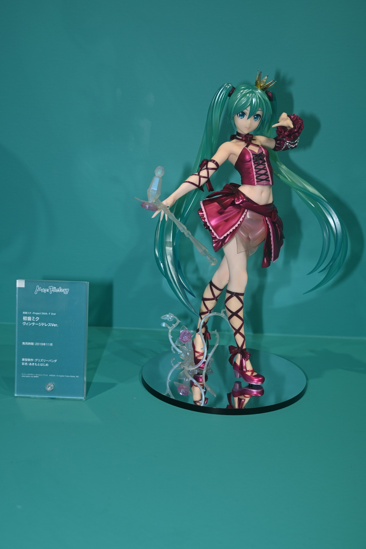 【初音ミク Happy 16th Birthday スケールフィギュア展示会フォトレポート】「初音ミク Happy 16th Birthday Ver.」や、過去に発表された初音ミクのフィギュアを紹介！