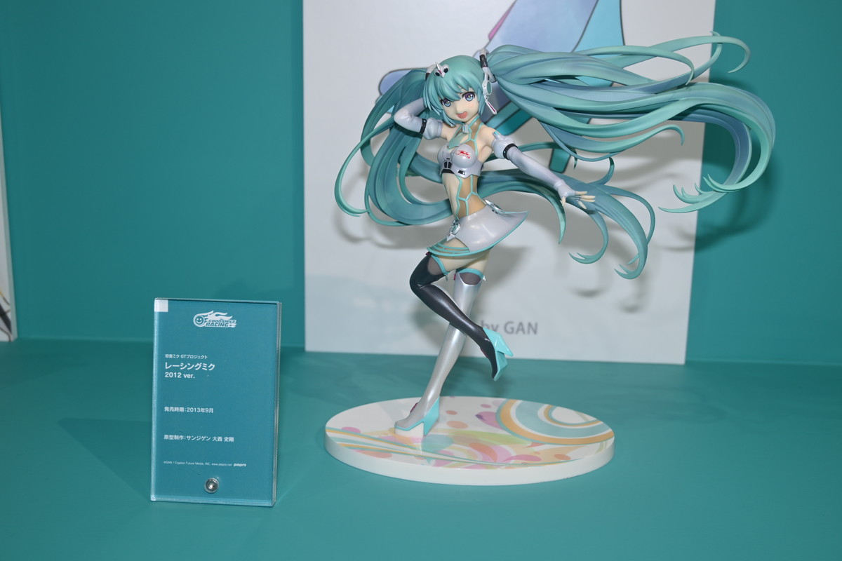 【初音ミク Happy 16th Birthday スケールフィギュア展示会フォトレポート】「初音ミク Happy 16th Birthday Ver.」や、過去に発表された初音ミクのフィギュアを紹介！